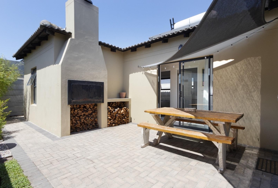 3 Bedroom Property for Sale in Parklands North Western Cape